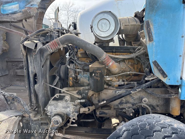 image for item FB3274 2005 Kenworth T800 ready mix truck