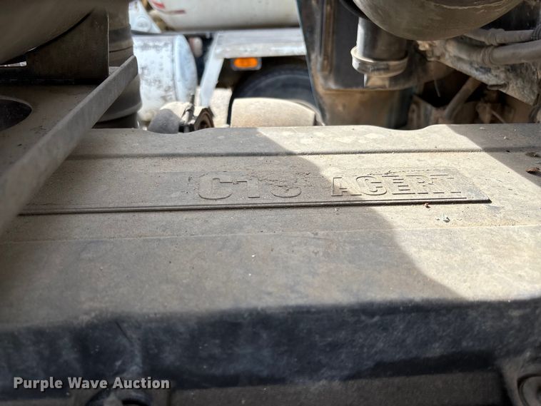 image for item FB3274 2005 Kenworth T800 ready mix truck