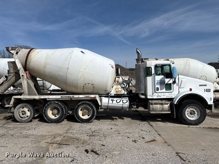 image for item FB3275 2009 Kenworth T800 ready mix truck