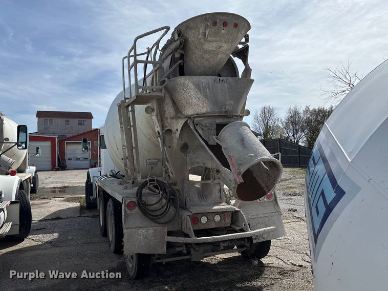 image for item FB3275 2009 Kenworth T800 ready mix truck