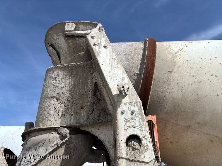 image for item FB3275 2009 Kenworth T800 ready mix truck