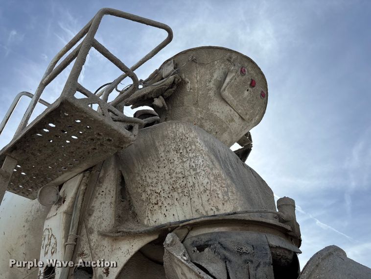 image for item FB3275 2009 Kenworth T800 ready mix truck