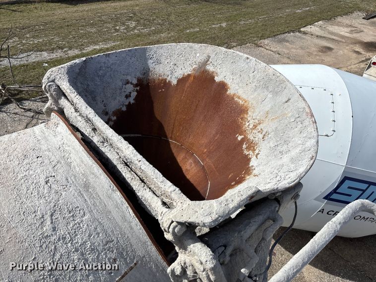 image for item FB3275 2009 Kenworth T800 ready mix truck