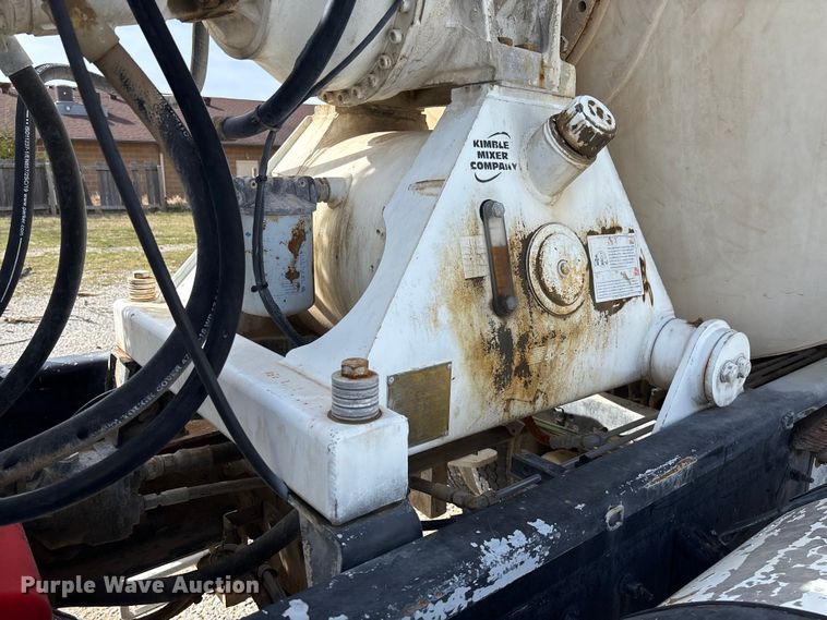 image for item FB3275 2009 Kenworth T800 ready mix truck