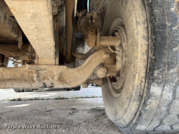 image for item FB3275 2009 Kenworth T800 ready mix truck