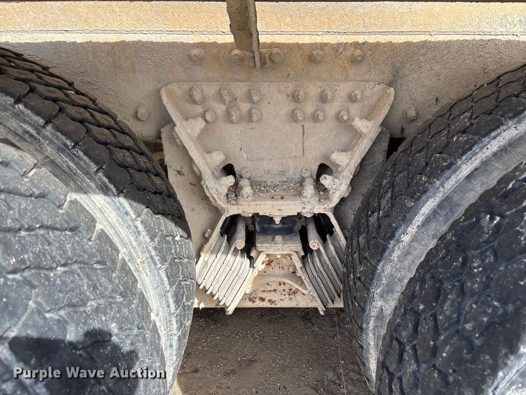 image for item FB3275 2009 Kenworth T800 ready mix truck