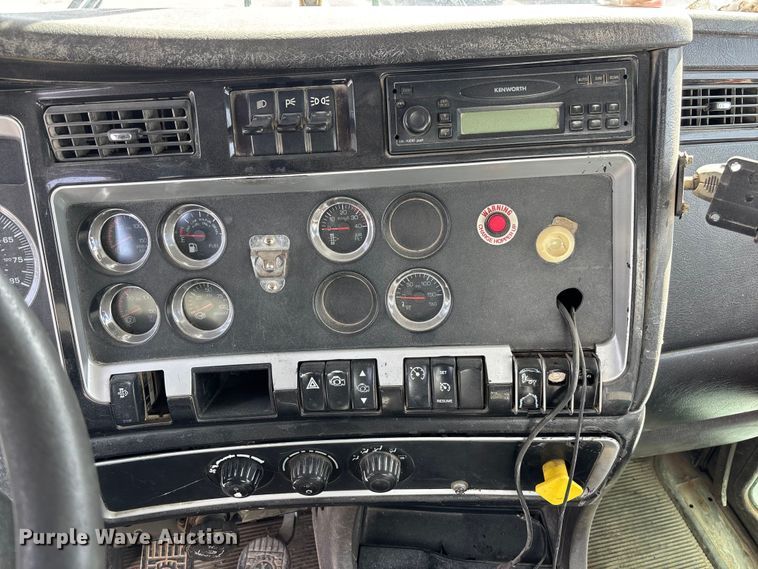 image for item FB3275 2009 Kenworth T800 ready mix truck