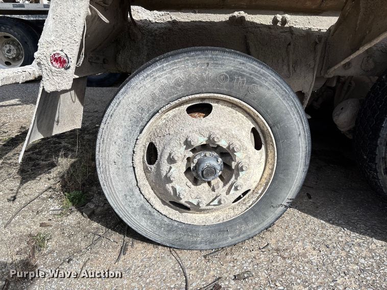 image for item FB3275 2009 Kenworth T800 ready mix truck