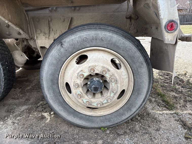 image for item FB3275 2009 Kenworth T800 ready mix truck