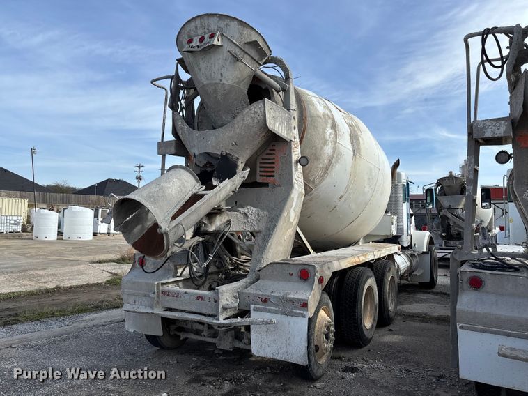 image for item FB3276 2004 Kenworth T800 ready mix truck