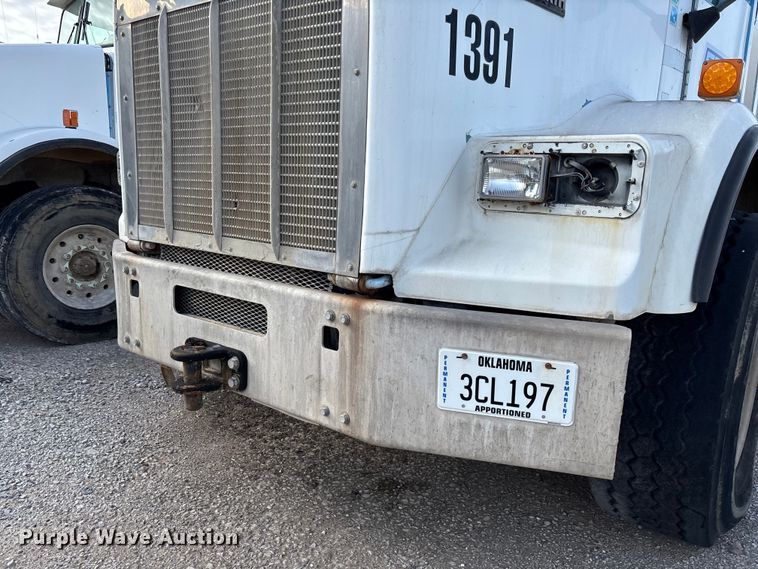 image for item FB3276 2004 Kenworth T800 ready mix truck