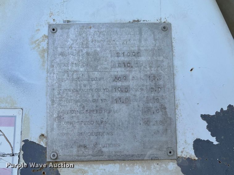 image for item FB3276 2004 Kenworth T800 ready mix truck