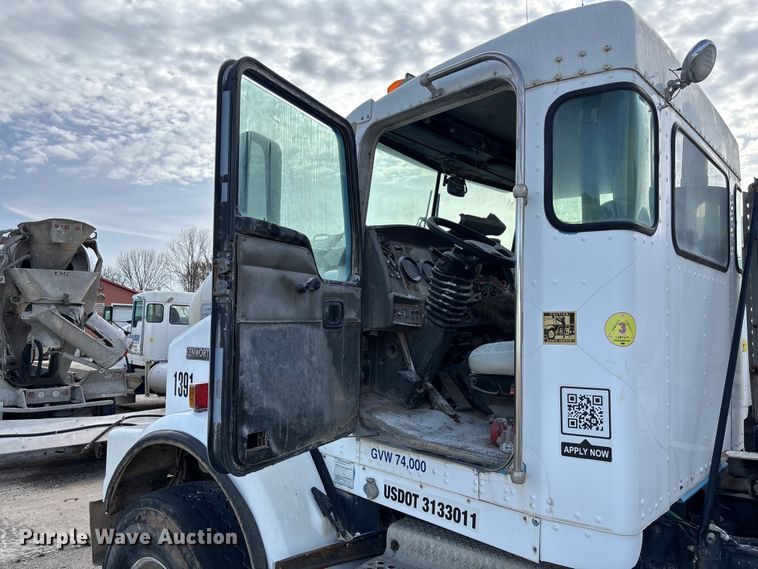 image for item FB3276 2004 Kenworth T800 ready mix truck