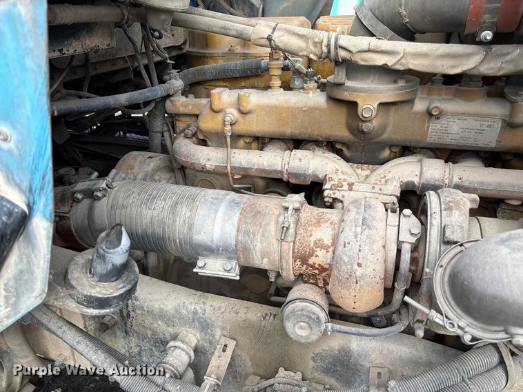 image for item FB3276 2004 Kenworth T800 ready mix truck