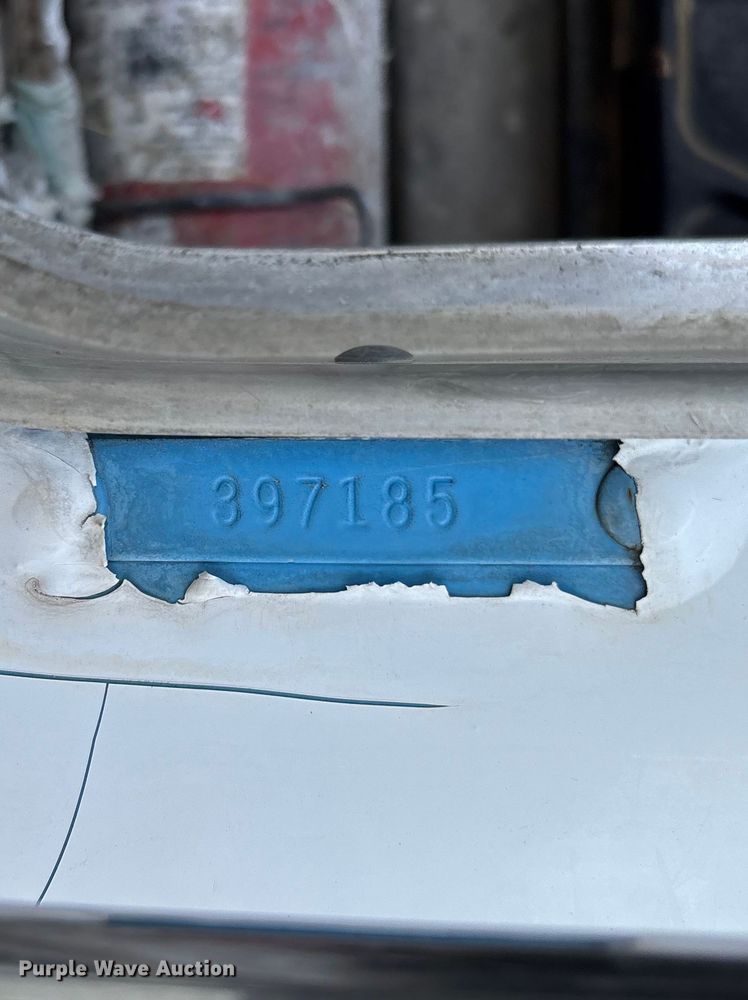 image for item FB3276 2004 Kenworth T800 ready mix truck