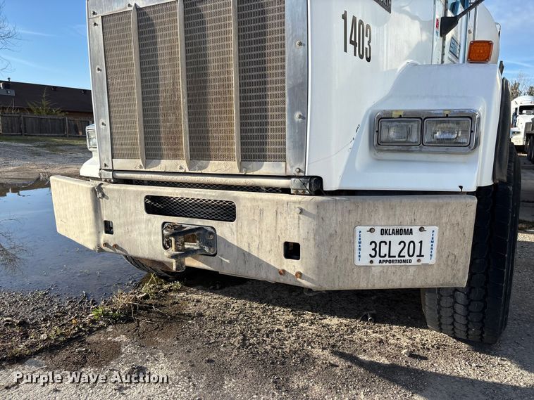 image for item FB3277 2009 Kenworth T800 ready mix truck