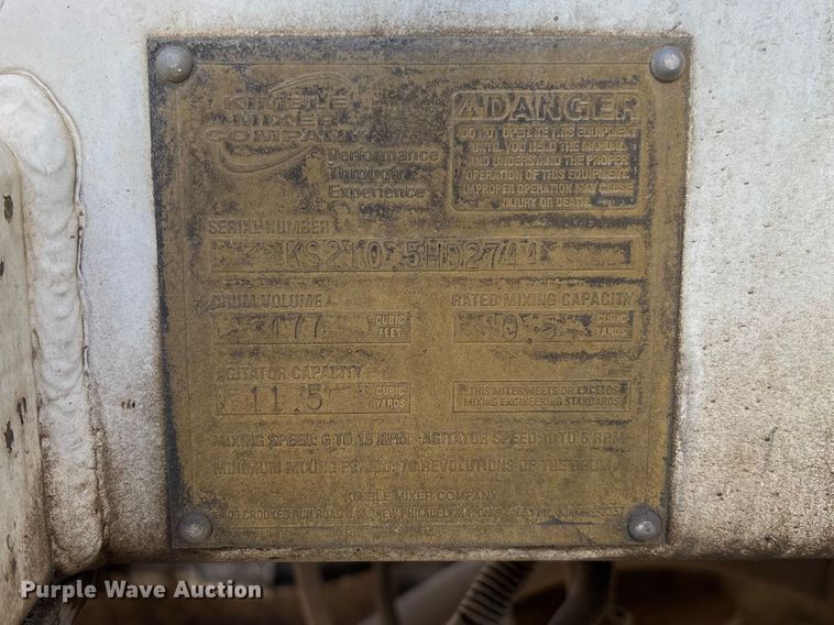 image for item FB3277 2009 Kenworth T800 ready mix truck