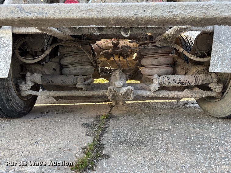 image for item FB3277 2009 Kenworth T800 ready mix truck