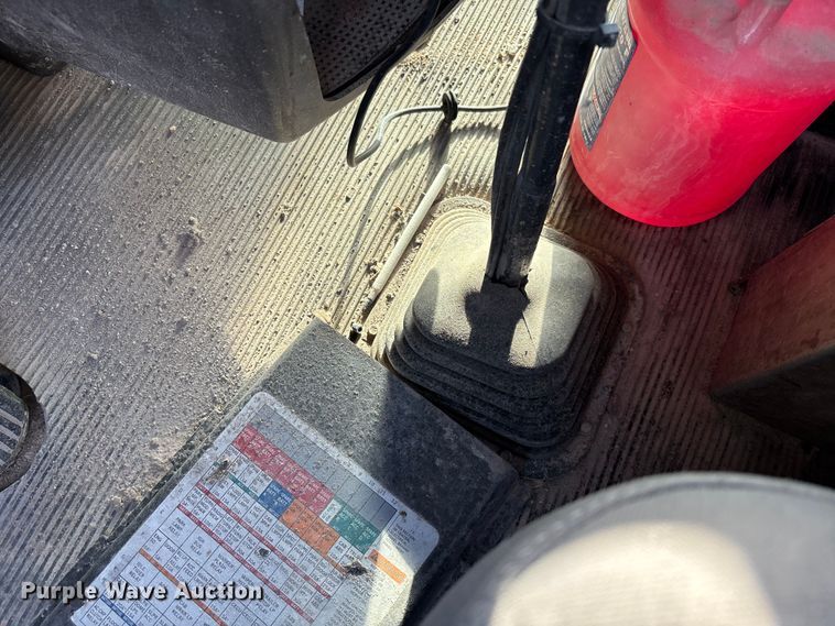 image for item FB3277 2009 Kenworth T800 ready mix truck