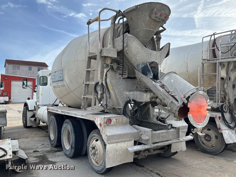 image for item FB3278 2004 Kenworth T800 ready mix truck