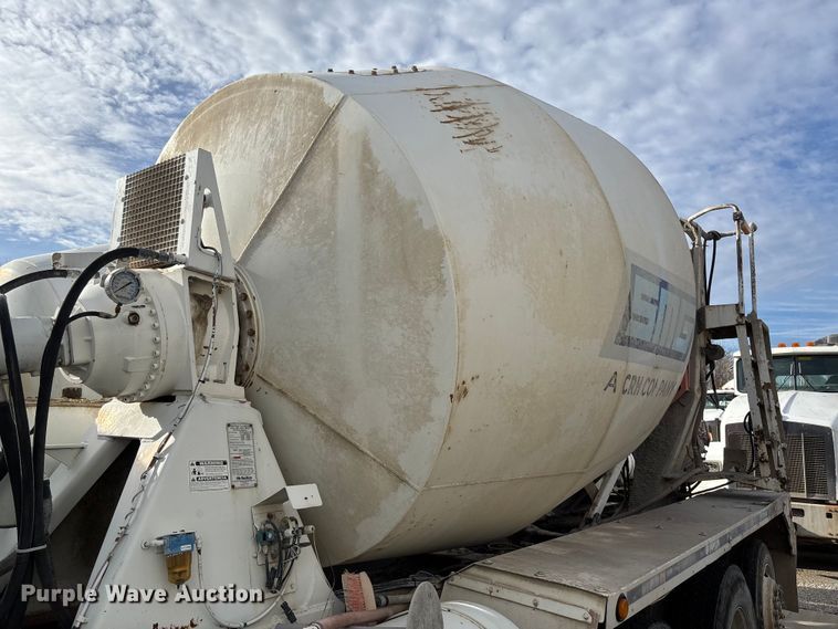 image for item FB3278 2004 Kenworth T800 ready mix truck