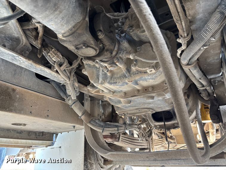 image for item FB3278 2004 Kenworth T800 ready mix truck