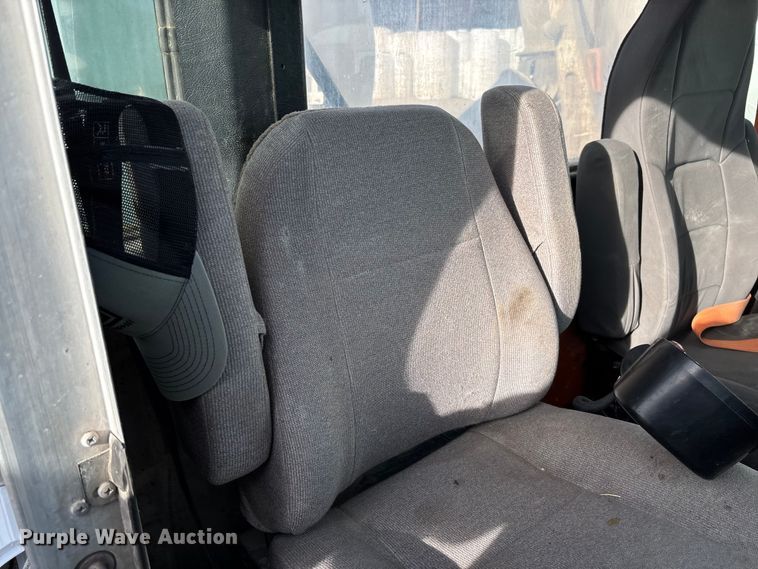image for item FB3278 2004 Kenworth T800 ready mix truck