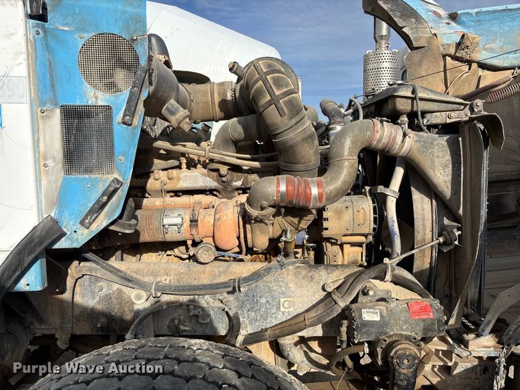 image for item FB3278 2004 Kenworth T800 ready mix truck