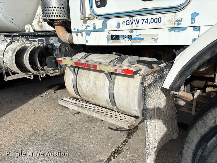 image for item FB3279 2009 Kenworth T800 ready mix truck