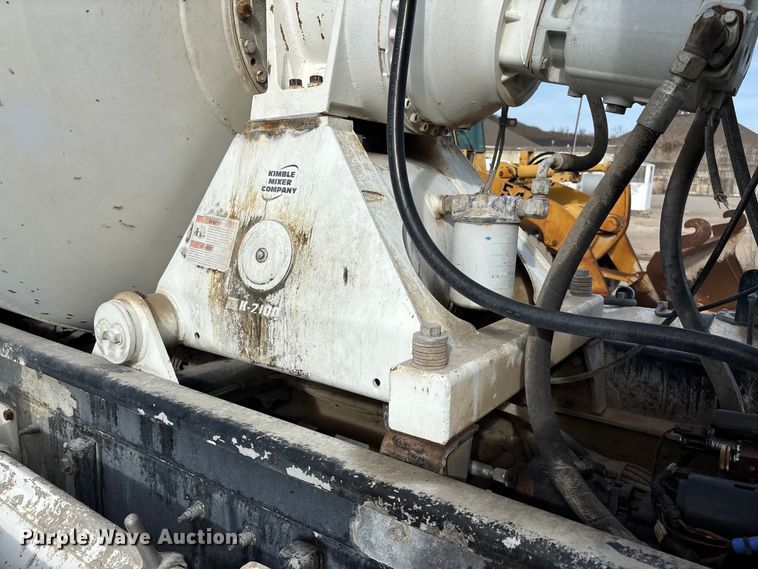 image for item FB3279 2009 Kenworth T800 ready mix truck