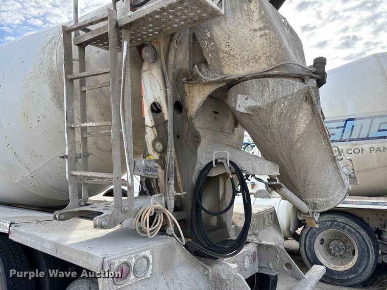 image for item FB3279 2009 Kenworth T800 ready mix truck