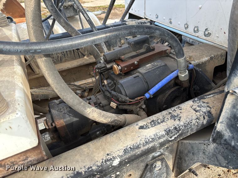 image for item FB3279 2009 Kenworth T800 ready mix truck