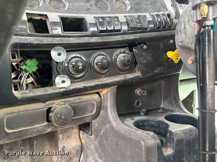 image for item FB3279 2009 Kenworth T800 ready mix truck