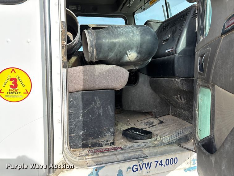 image for item FB3279 2009 Kenworth T800 ready mix truck