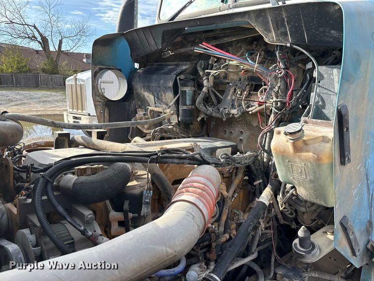 image for item FB3279 2009 Kenworth T800 ready mix truck