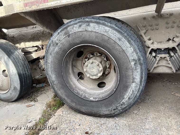 image for item FB3279 2009 Kenworth T800 ready mix truck