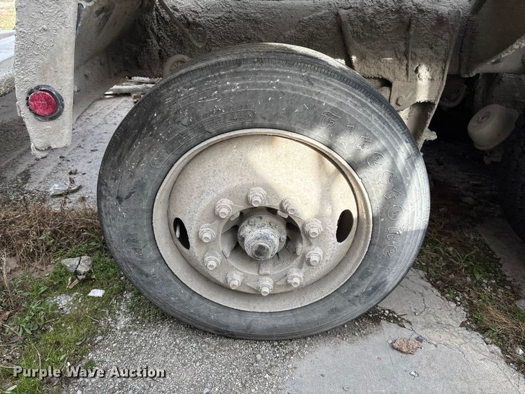 image for item FB3279 2009 Kenworth T800 ready mix truck