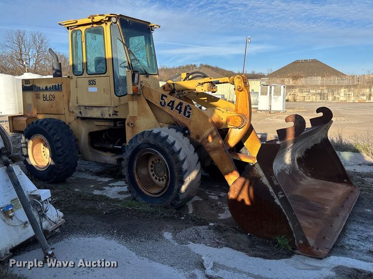 image for item FB3280 1993 John Deere 544G wheel loader