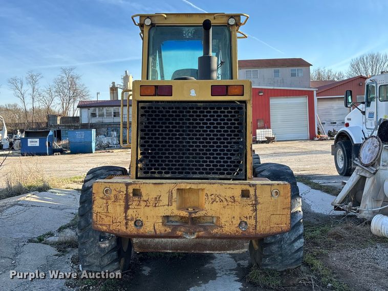 image for item FB3280 1993 John Deere 544G wheel loader