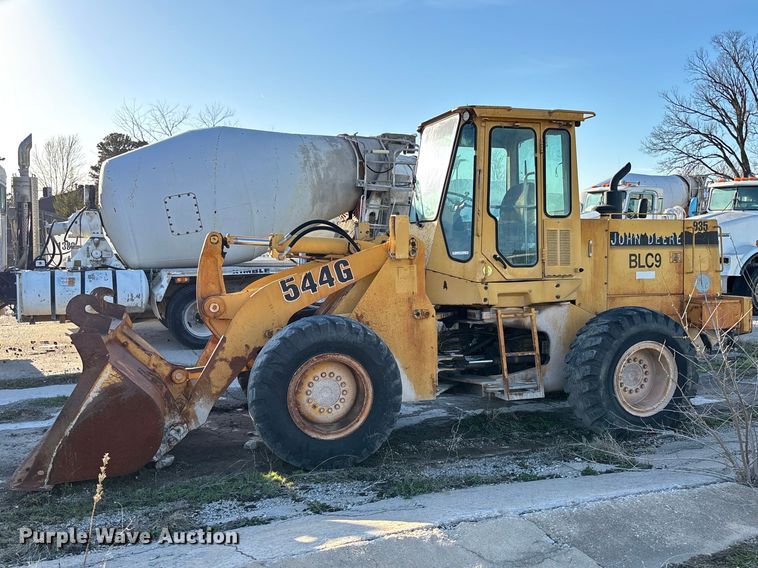 image for item FB3280 1993 John Deere 544G wheel loader