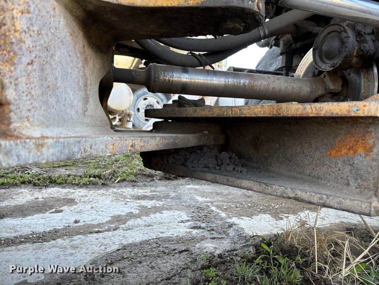 image for item FB3280 1993 John Deere 544G wheel loader