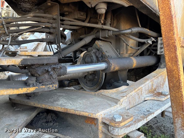 image for item FB3280 1993 John Deere 544G wheel loader