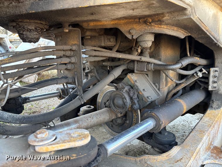 image for item FB3280 1993 John Deere 544G wheel loader