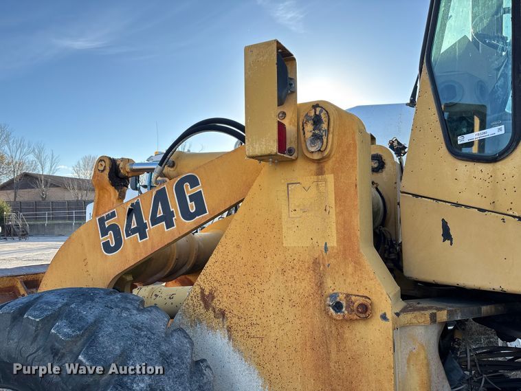 image for item FB3280 1993 John Deere 544G wheel loader