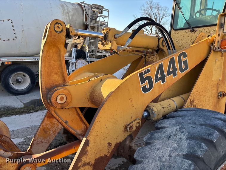 image for item FB3280 1993 John Deere 544G wheel loader
