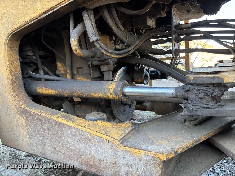 image for item FB3280 1993 John Deere 544G wheel loader