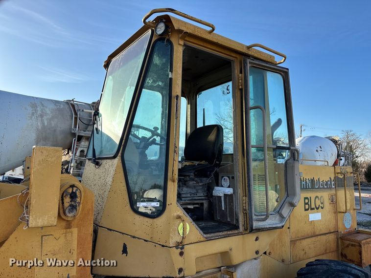 image for item FB3280 1993 John Deere 544G wheel loader