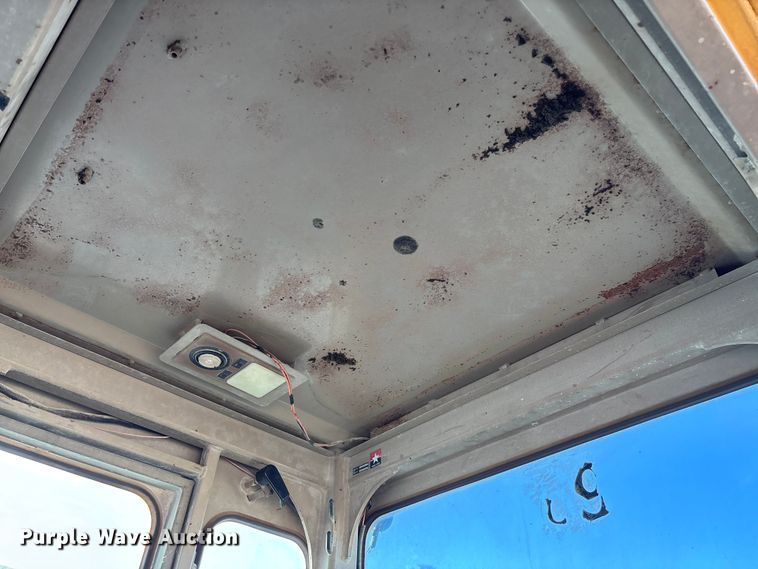 image for item FB3280 1993 John Deere 544G wheel loader