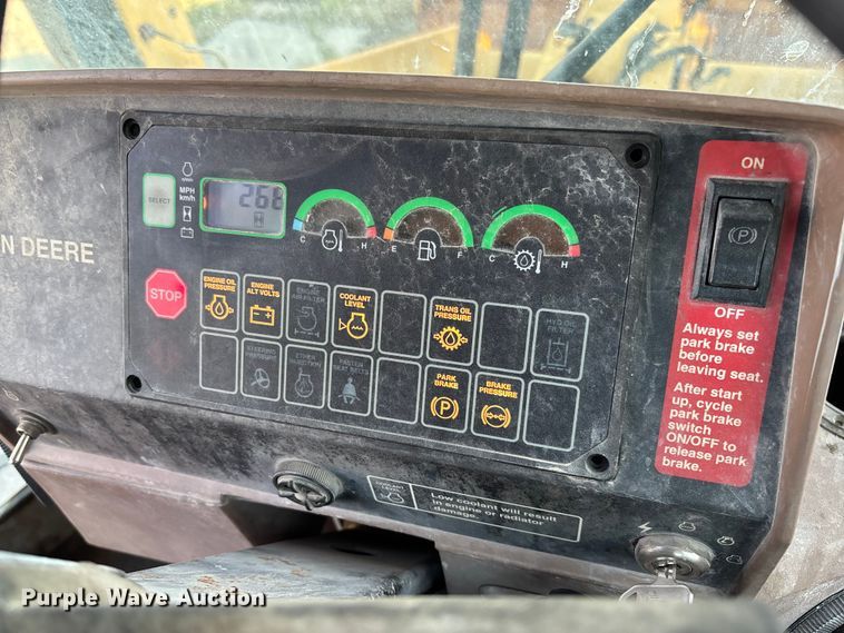 image for item FB3280 1993 John Deere 544G wheel loader