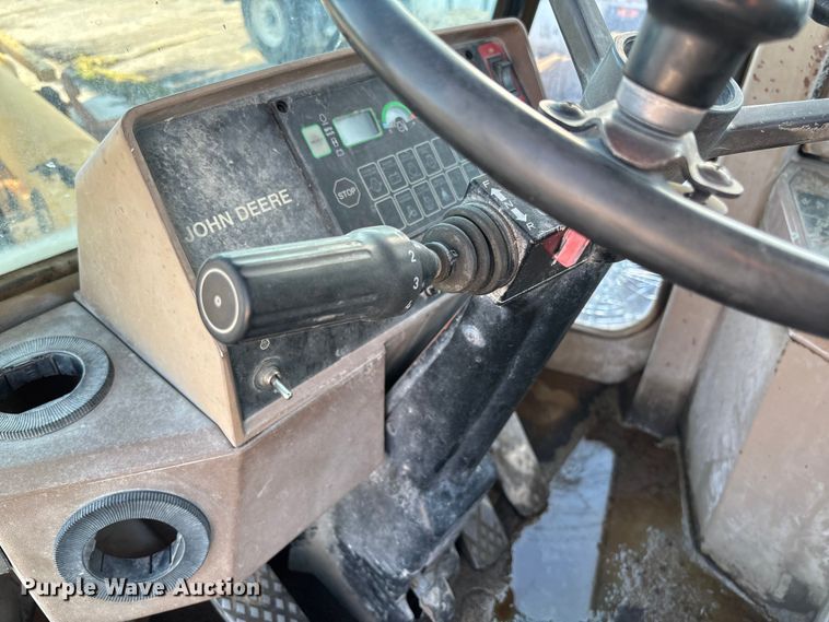 image for item FB3280 1993 John Deere 544G wheel loader